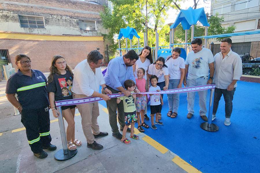 Habilitaron obras de remodelación e instalación de juegos inclusivos en rincón infantil céntrico